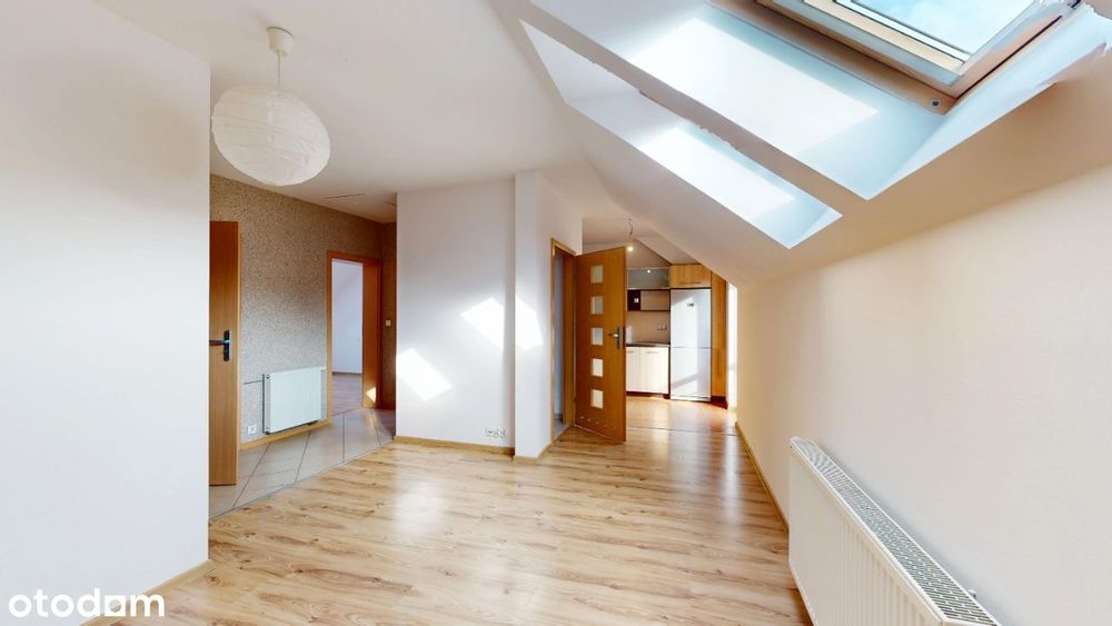 3 pok/mieszkanie/balkon/poddasze/kameralne osiedle