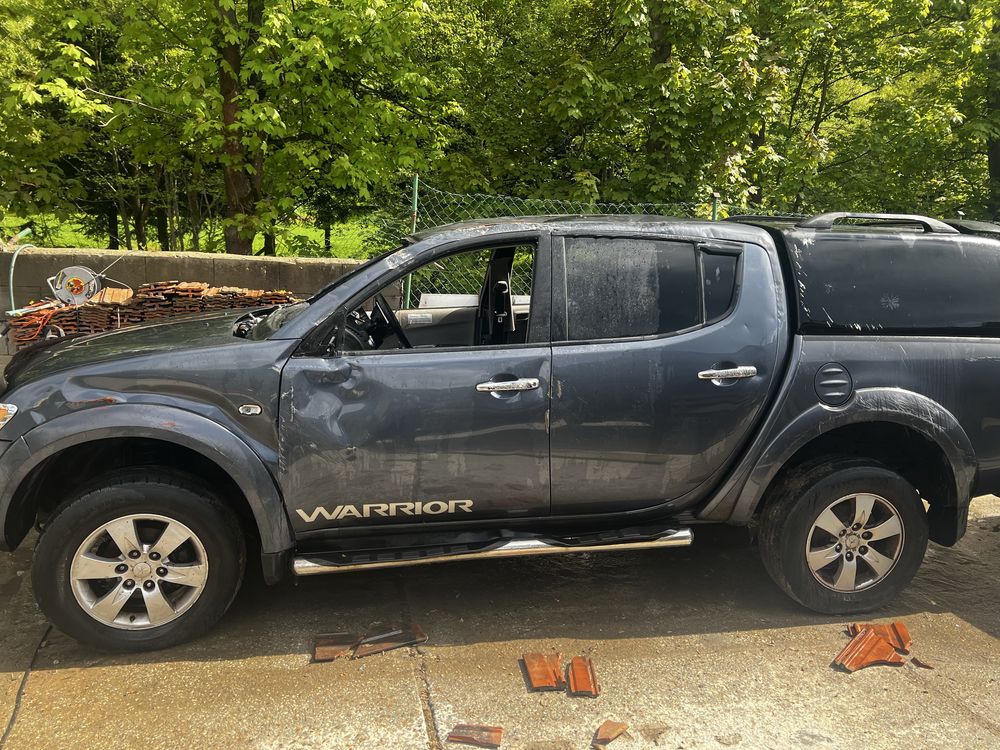 Czesci mitsubishi L200