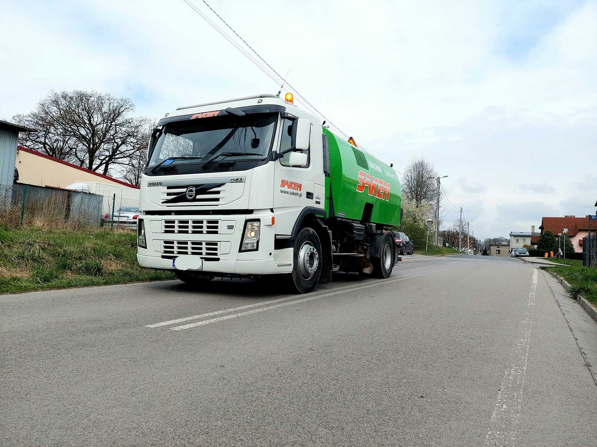 Usługa oczyszczania zamiatarką samochodową