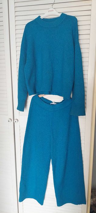 Zara coeply komplet sweter+spodnie 152