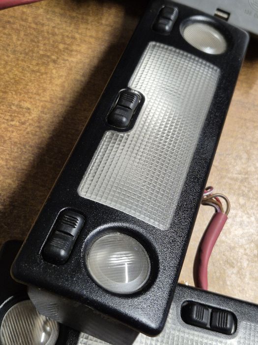 BMW E36 Mpakiet Lampka Jupiter Środkowa Przednia Podsufitki Czarna Ory