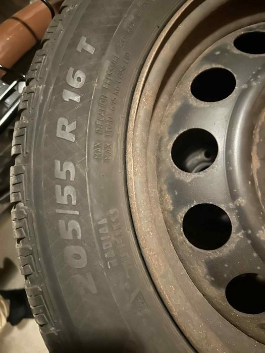 Kola 16 cali z oponami zimowymi