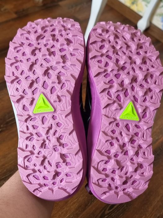 Оригінал 100% жіночі кросівки Asics Trabuco Max 3  EUR 38