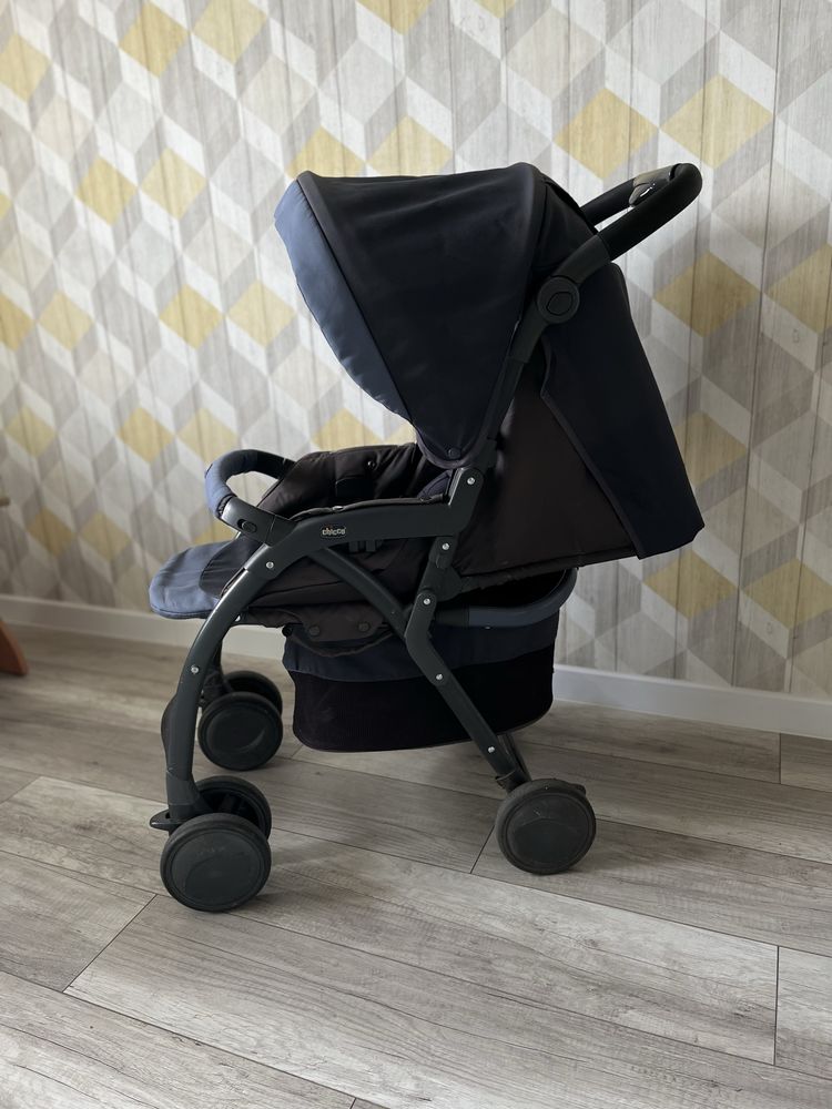 Коляска Chicco Simplicity