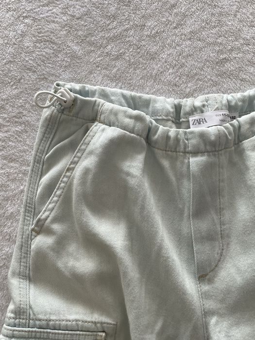 Calça cargo azul claro da ZARA