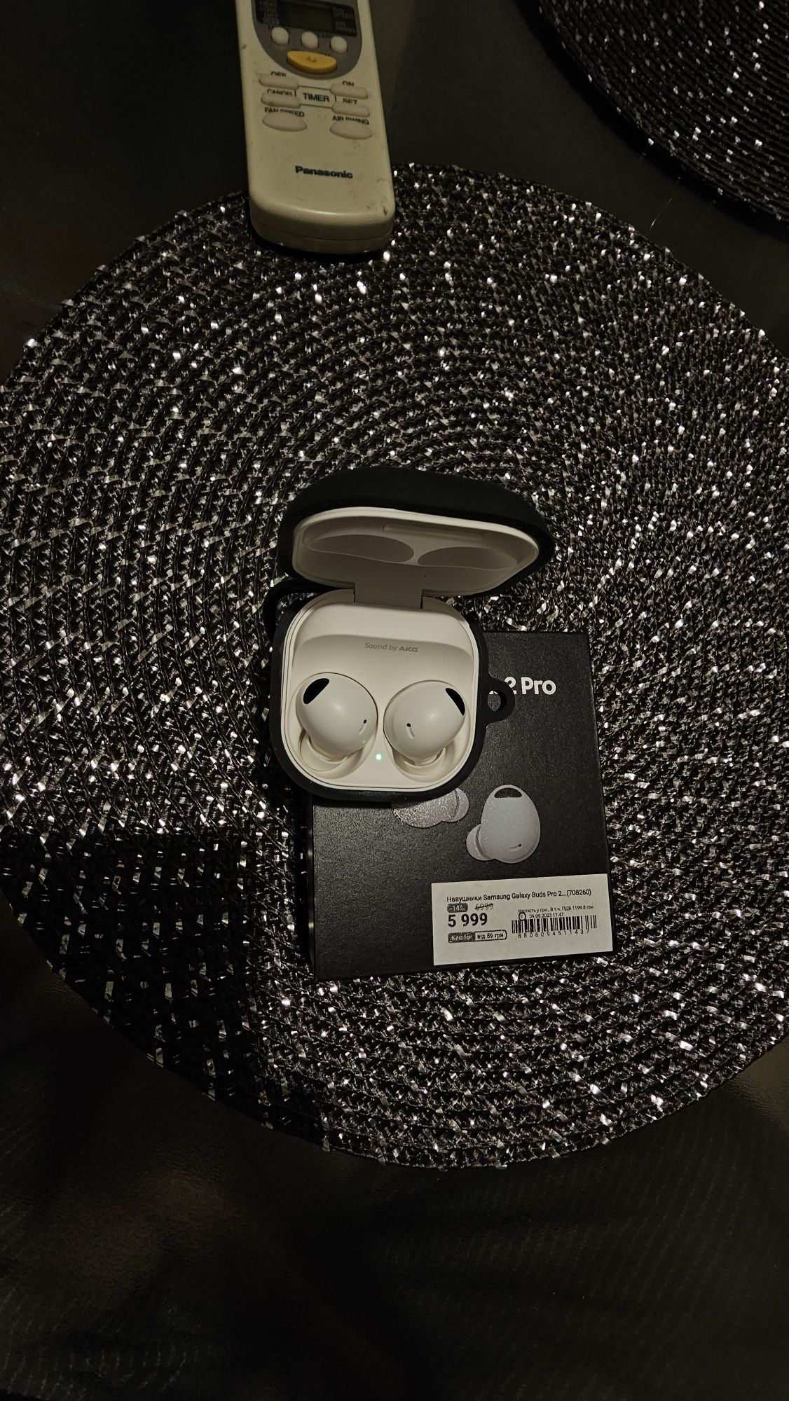 Наушники Samsung  Galaxy Buds Pro 2 ещё на гарнтии