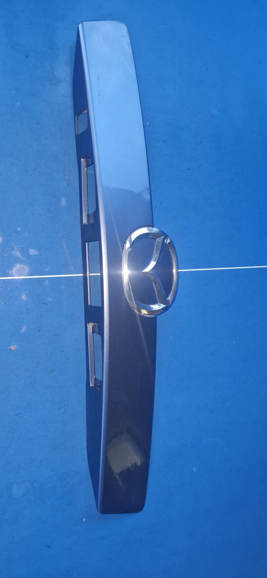 Blenda klapy tylnej Mazda CX9 od  2010 do 2015