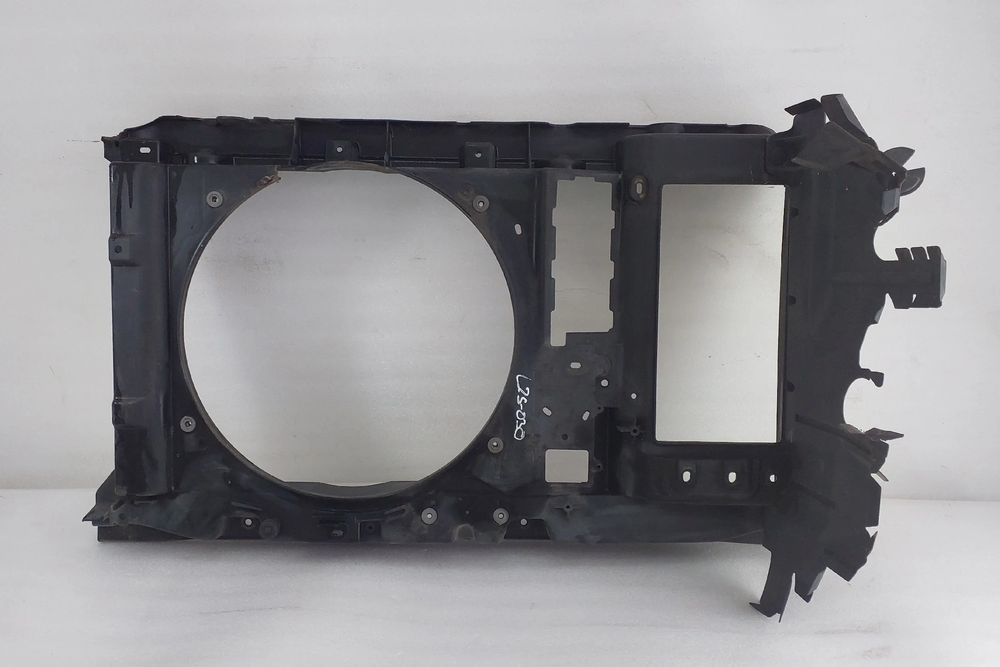 Frente em fibra ou chapa PEUGEOT Partner II