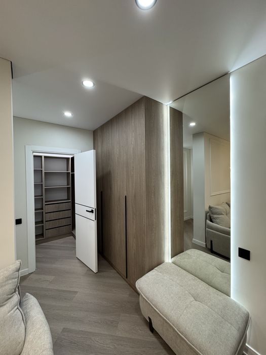 Продам шикарну 2 кім квартиру+відпочинкова у престижному ЖК, центр