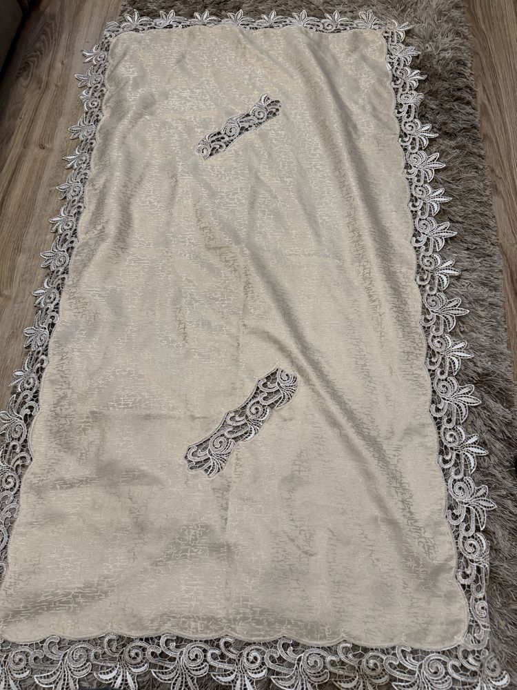 Piękny elegancki obrus