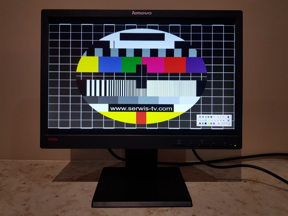 Monitor LCD LENOVO LT1952PWD 19''