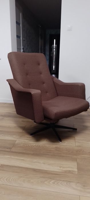 Fotel obrotowy retro