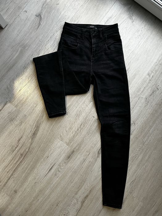 Джинси жіночі чорні