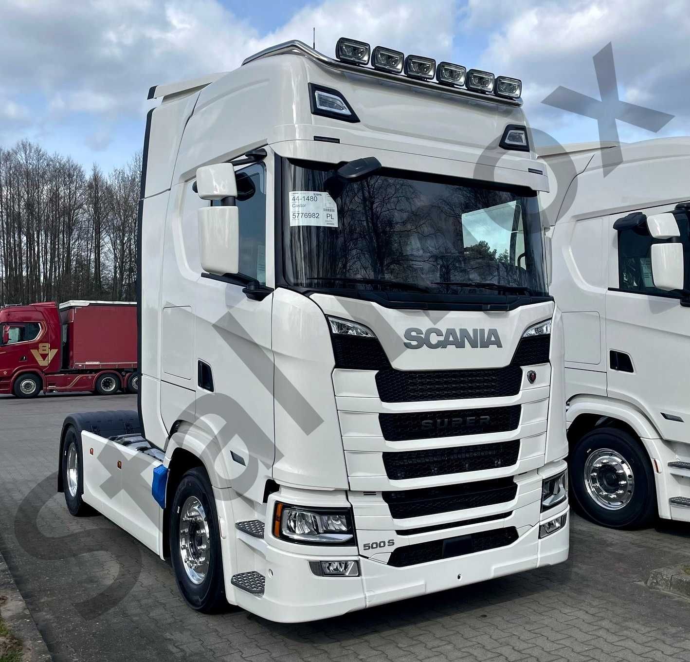Orurowanie górne ze stali nierdzewnej Scania S / R oświetlenie led