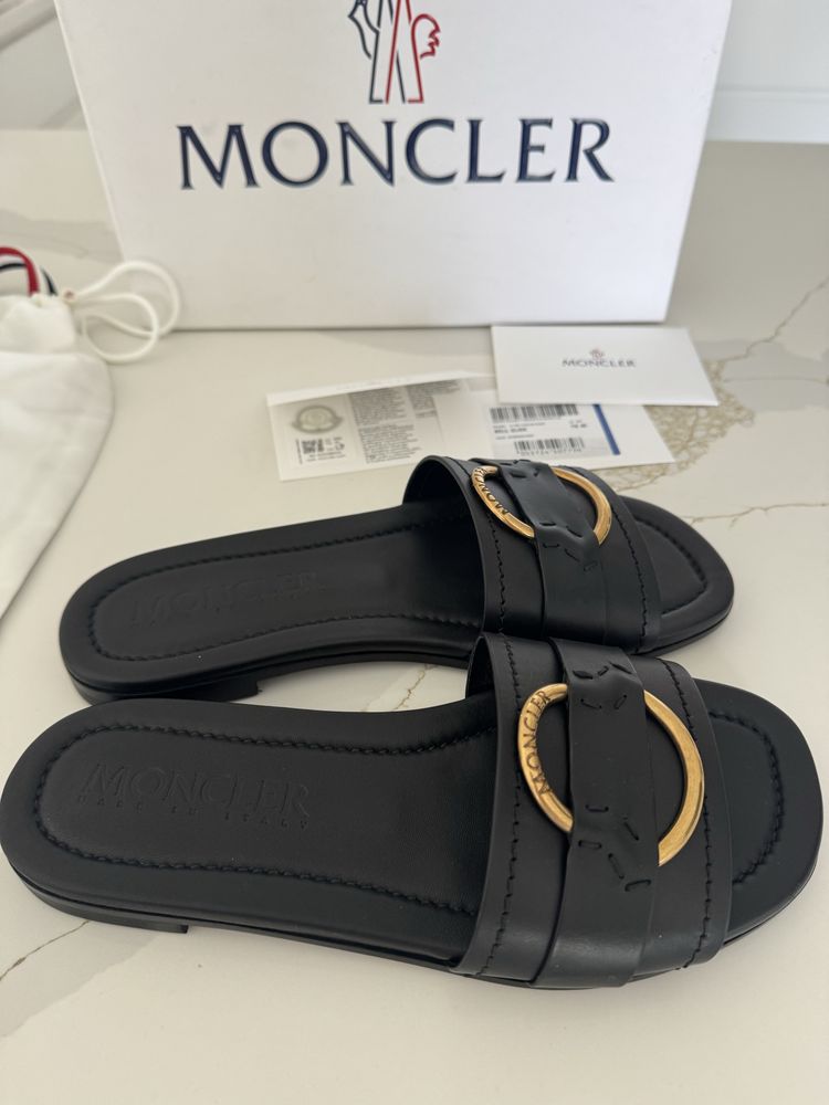 -40% MONCLER czarne KLAPKI BELL skórzane zlote logo 100% Oryginalne 40