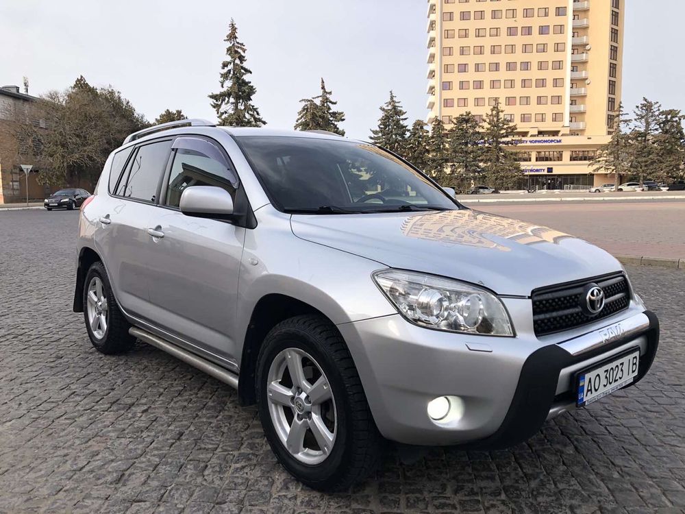 Продам Toyota RAV4 2006