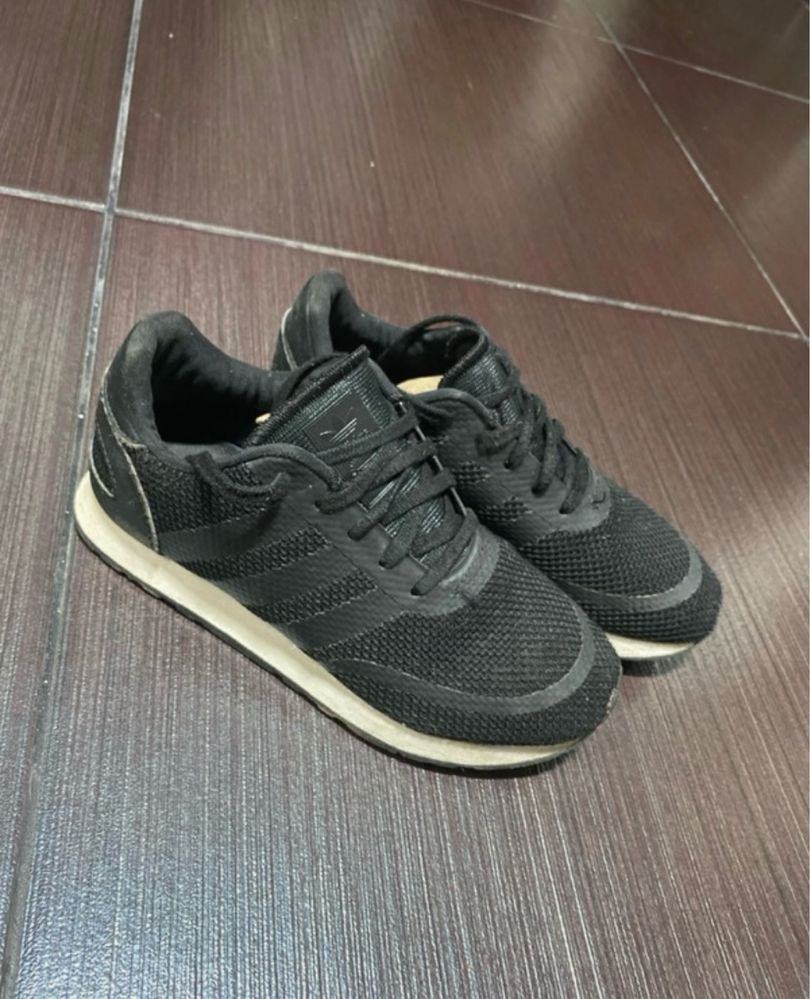 Sapatilhas adidas