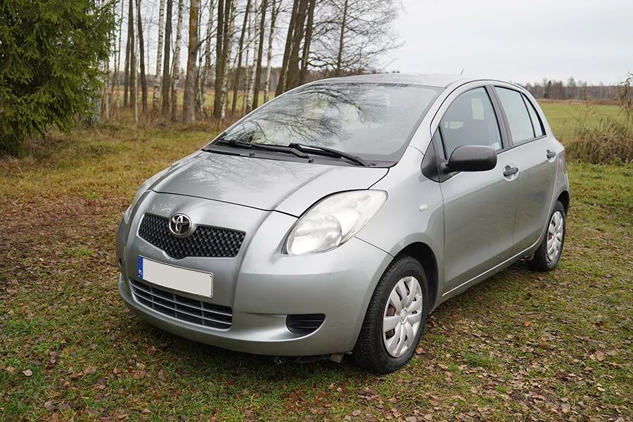 Toyota Yaris TOYOTA YARIS II generacja benzyna Białystok