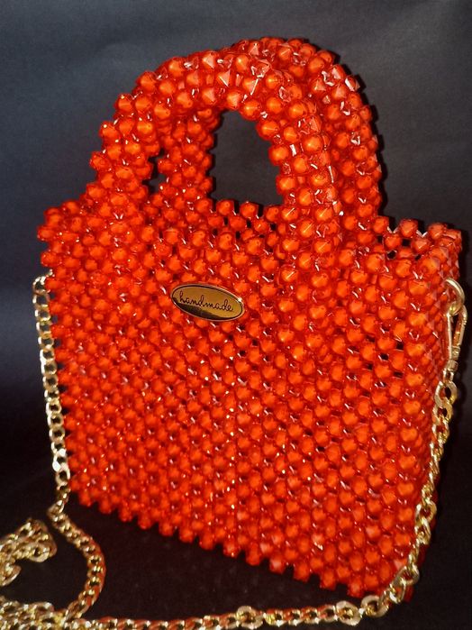 Сумка червона з намистин ручної роботи