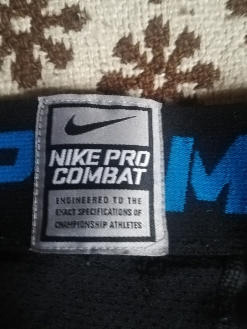 Spodenki nike pro combat M