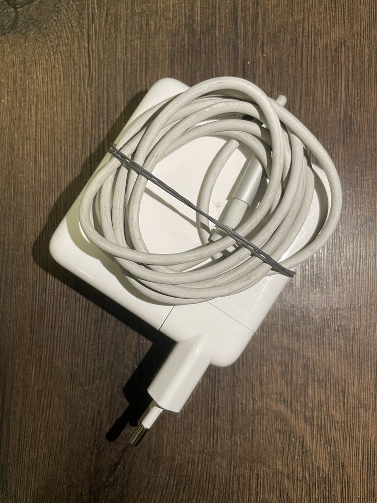 Продам Magsafe 1.85 w бу оригінал