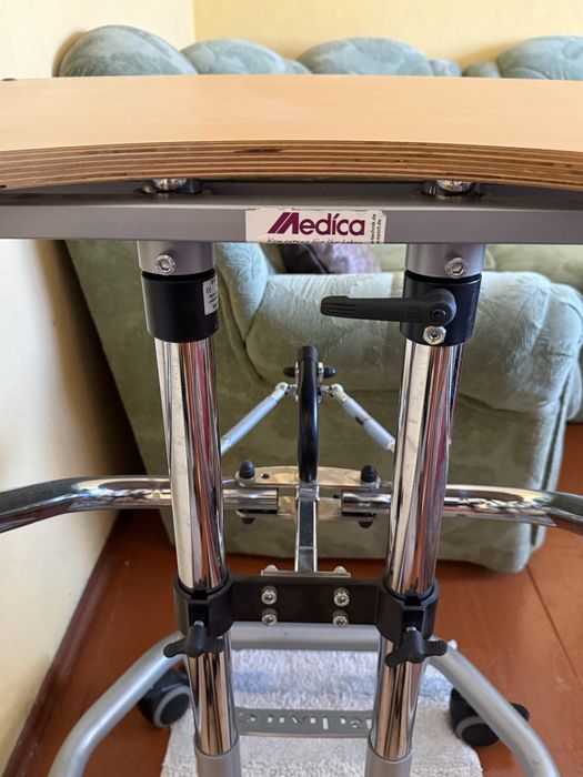 Вертикалізатор, коліноупор, для реабілітації дорослого або підлітка,