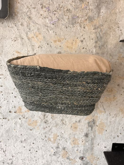 Duży kosz pudło na poduchy np Zara home