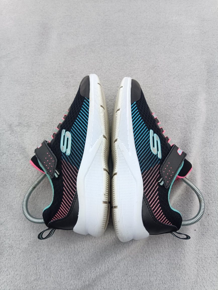 Детские кроссовки Skechers р32.5