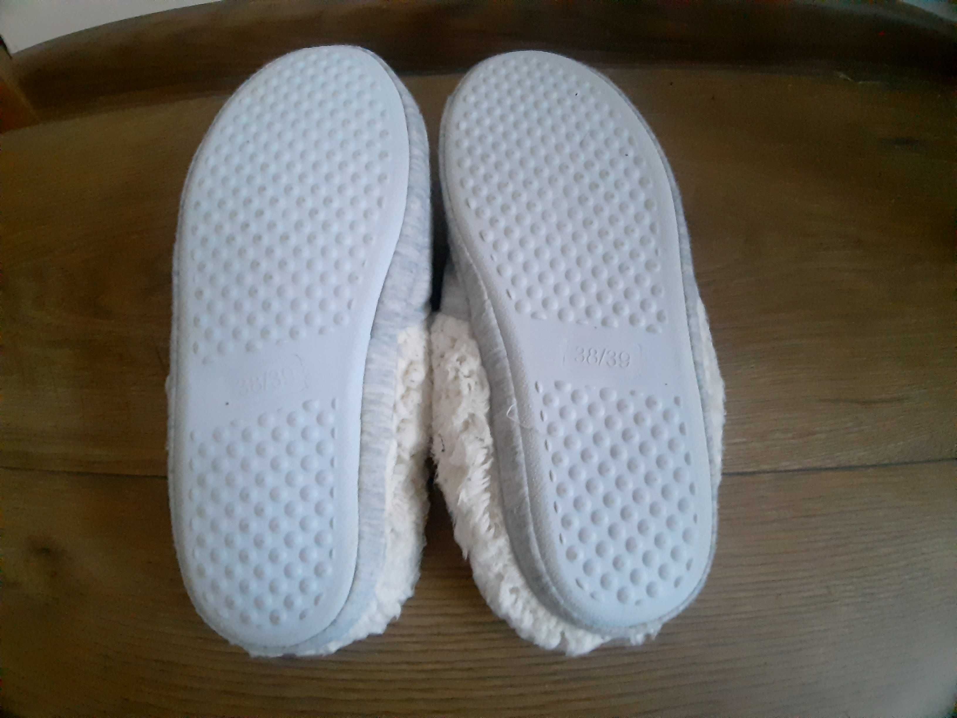 Kapcie Daisy & Minnie, Disney Minnie Mouse, rozmiar 38-39