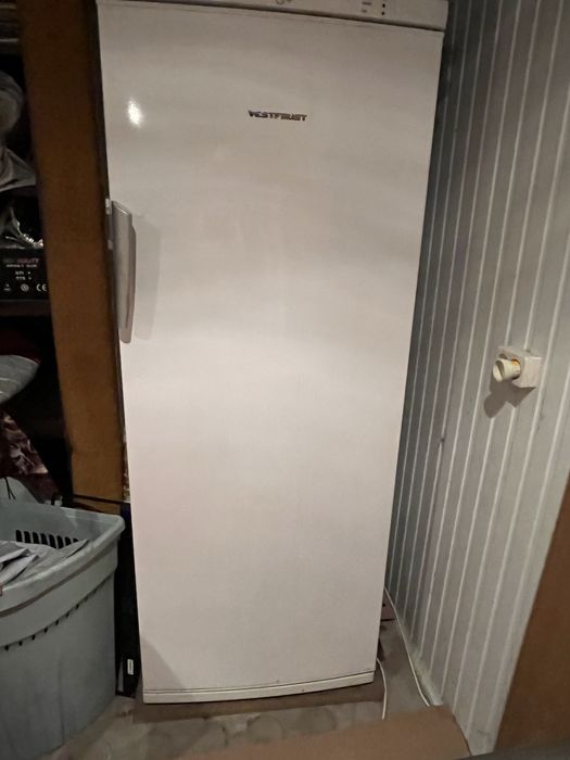 Морозильна камера Vestfrost VD 255 FN