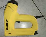 Zszywacz tapicerski STANLEY 1 TRA-700