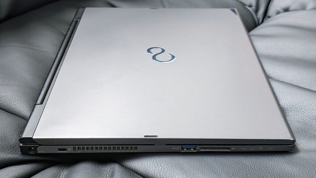 Ноутбук трансформер Fujitsu LifeBook T936 Intel Core i5 4-16 128-1TSSD