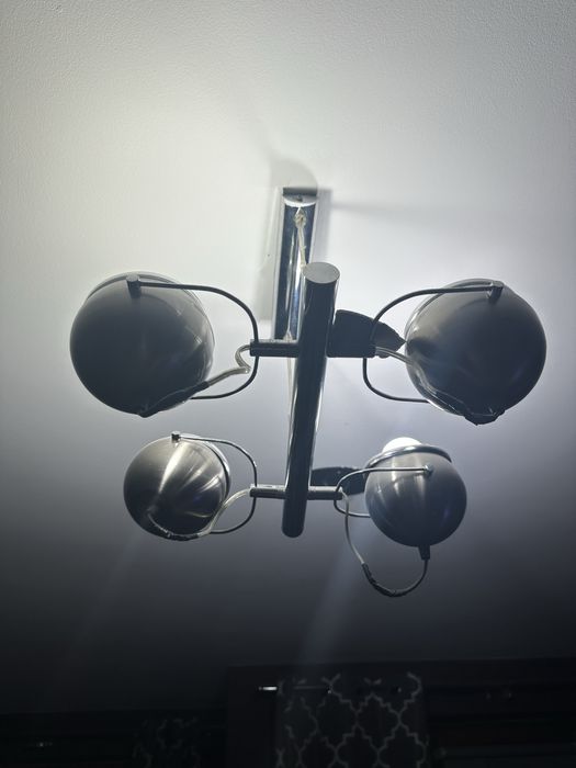 Żyrandol 4 żarówki 2