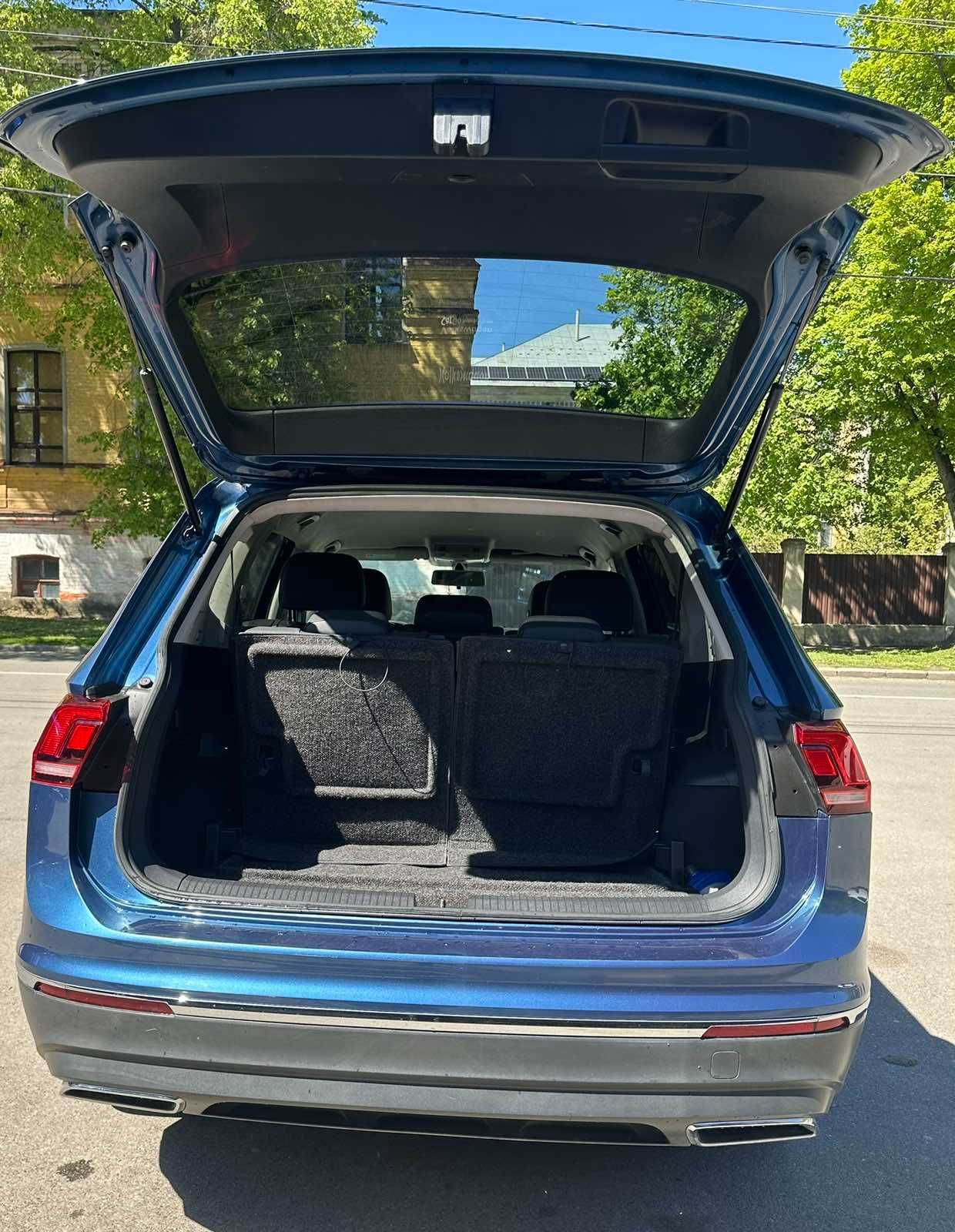 Volkswagen Tiguan SE 2018 Allspace 7 місць
