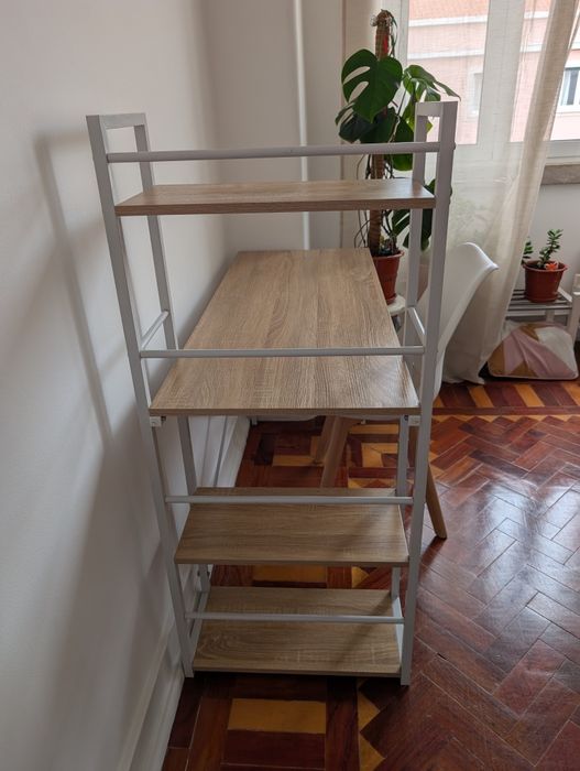 Mesa e cadeira escritorio