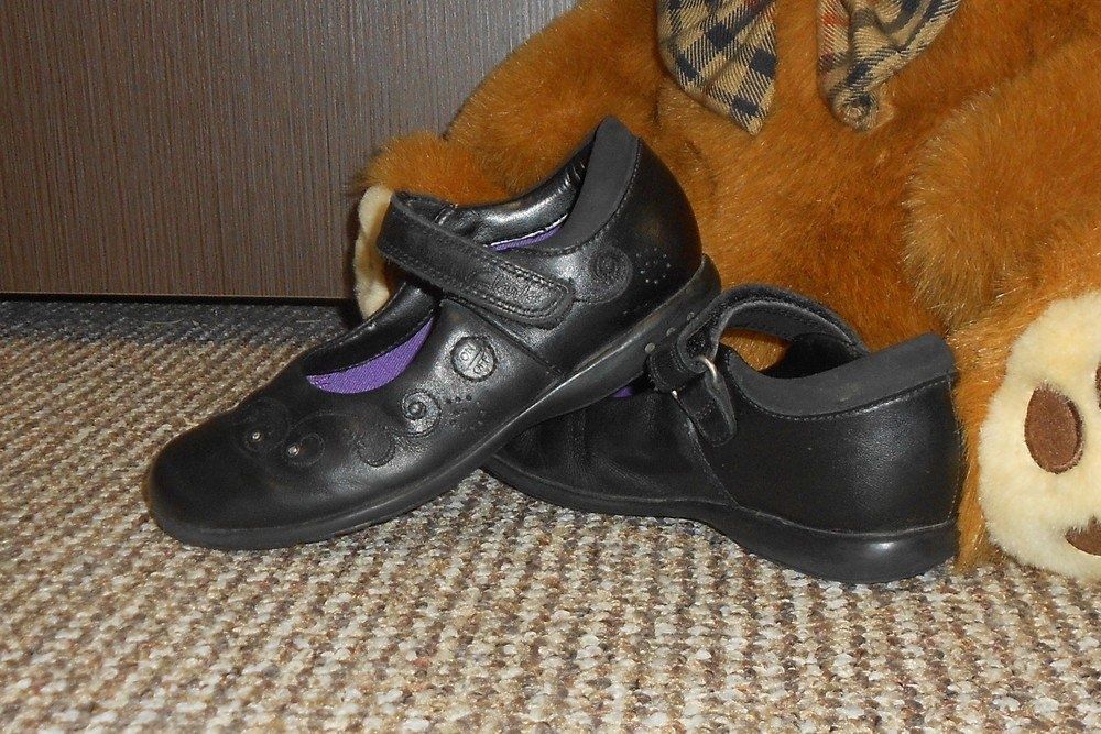 Туфли на девочку clarks lights с мигалками. размер 27,5 - 28