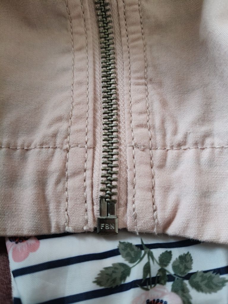 Parka,płaszczyk dziewczęcy r.140
