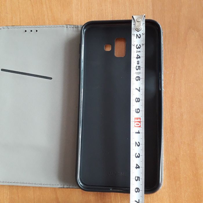 Etui otwierane na telefon
