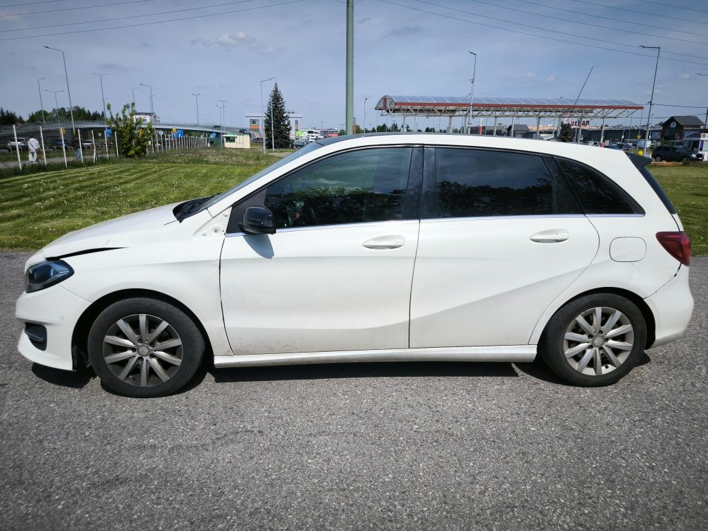 Mercedes B180 klasa Automat doinwestowany W246  1.5 cdi Nowe Wtryski i