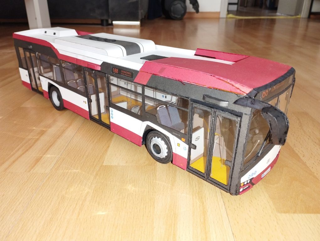 Model kartonowy zabawka autobus miejski autobus szynowy Solaris Urbino