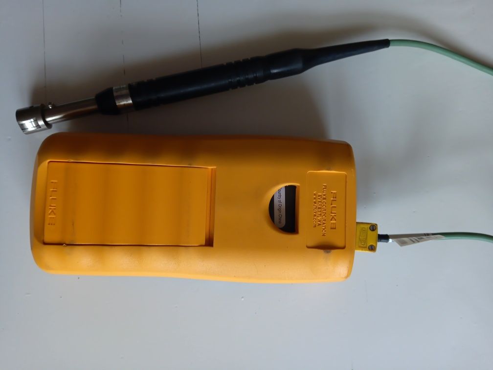 Ręczny termometr cyfrowy Fluke 51 ll Digital thermometer plus czujnik