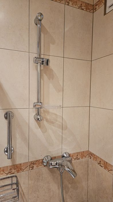 Uchwyt stalowy, poręcz do łazienki