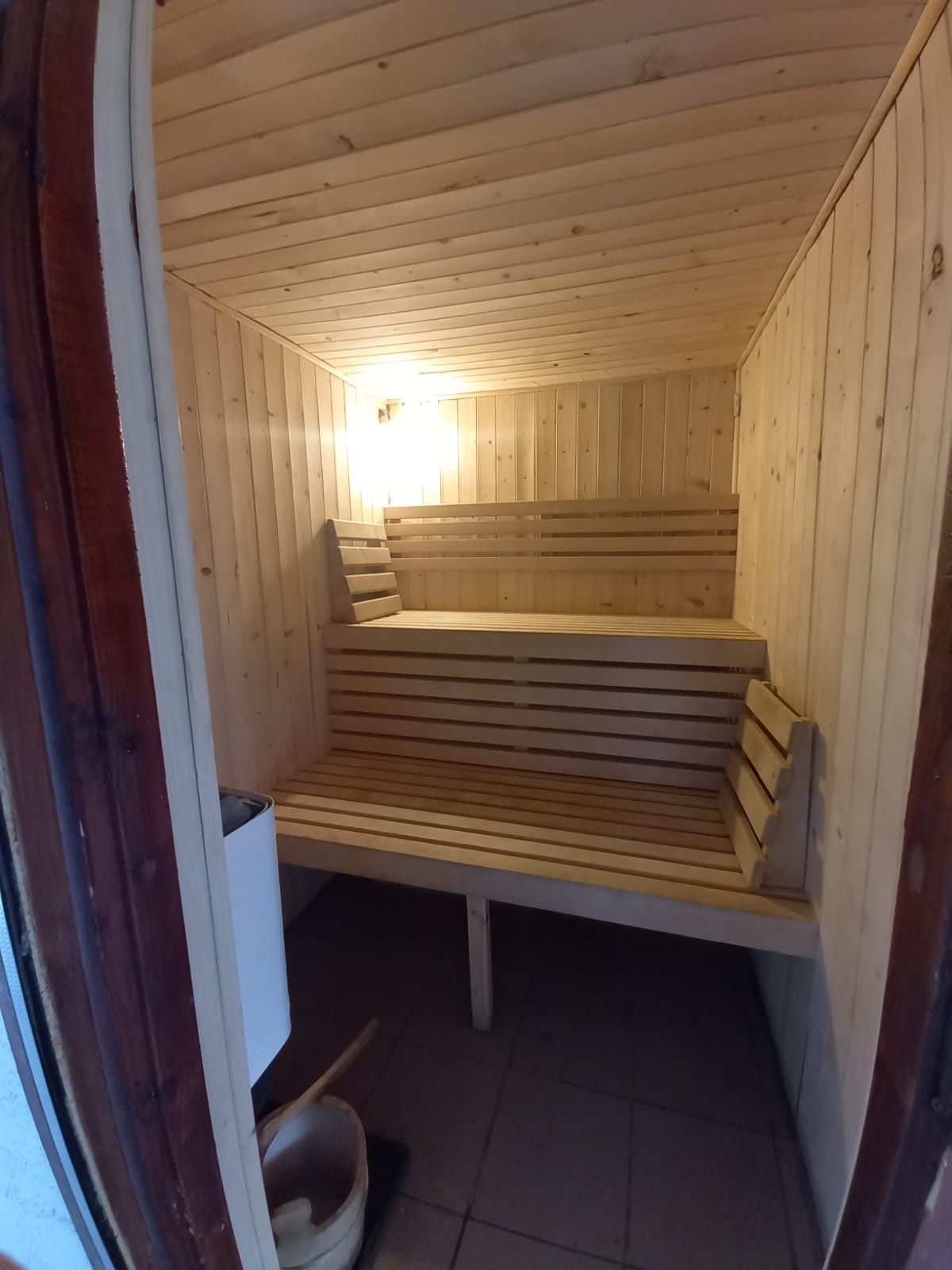 Domek 10 os. nad jeziorem grill sauna mazury dom Mikołajki Stare Sady