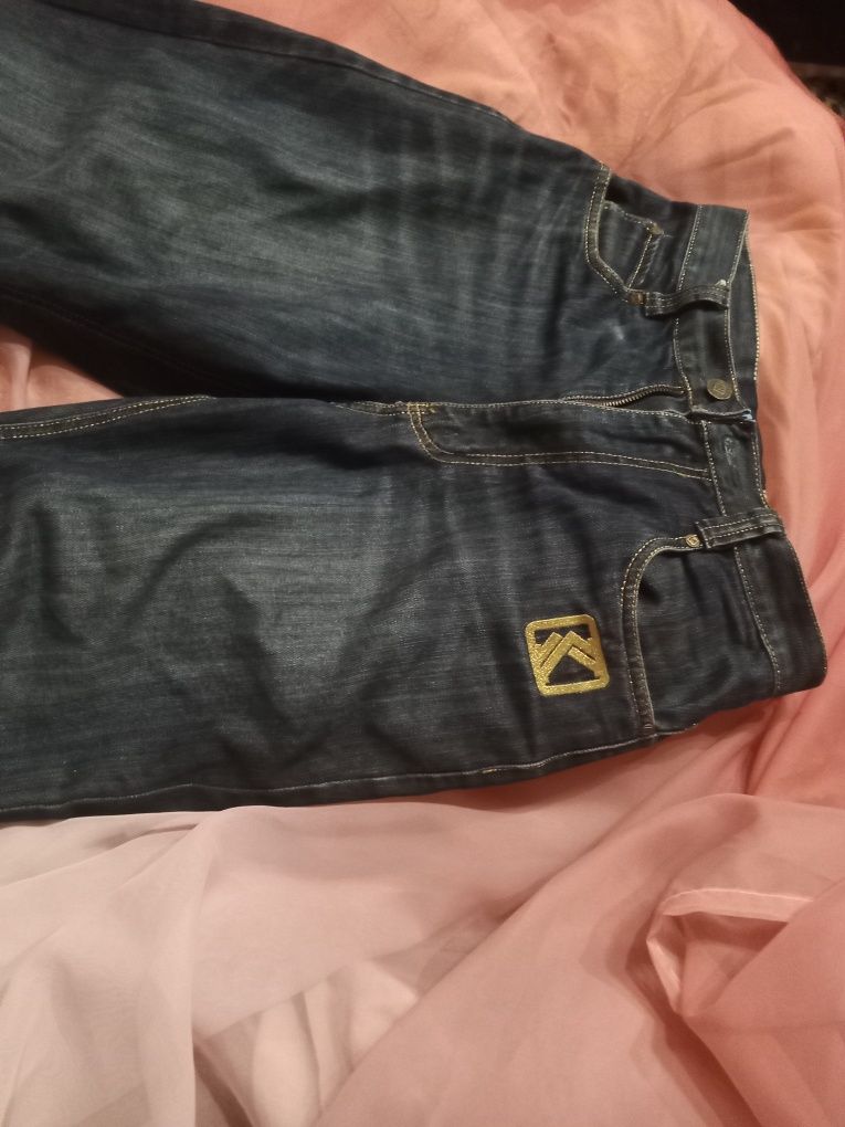 Karl Kani Vintage Baggy Jeans
Новесенькі джинси.
В Україні немає таких