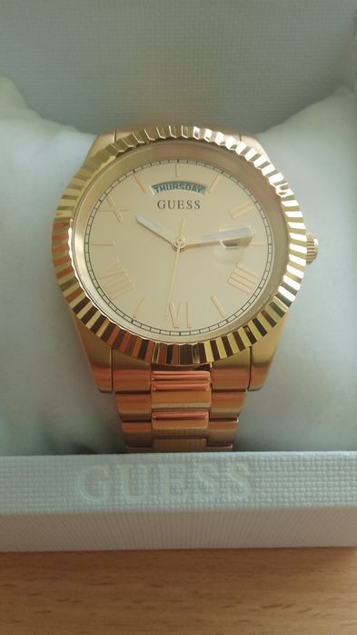 Часы Guess ( GW0682L2)