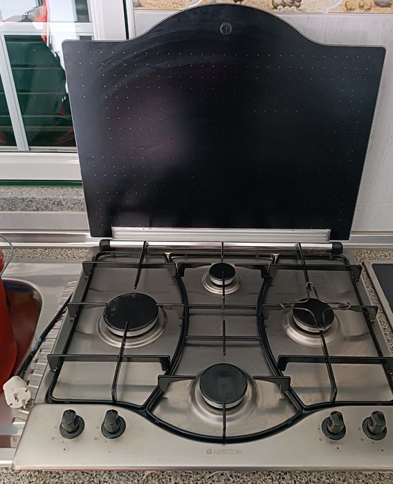 Placa a gás Ariston