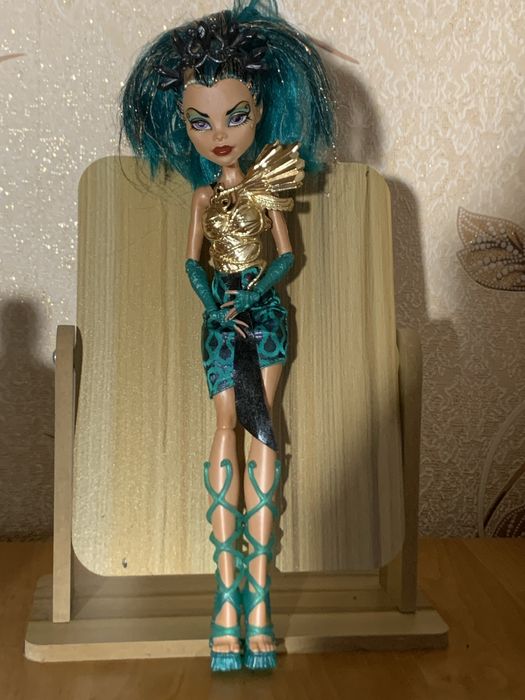 Кукла Mattel Монстер Хай Нефера де Нил Бу Йорк