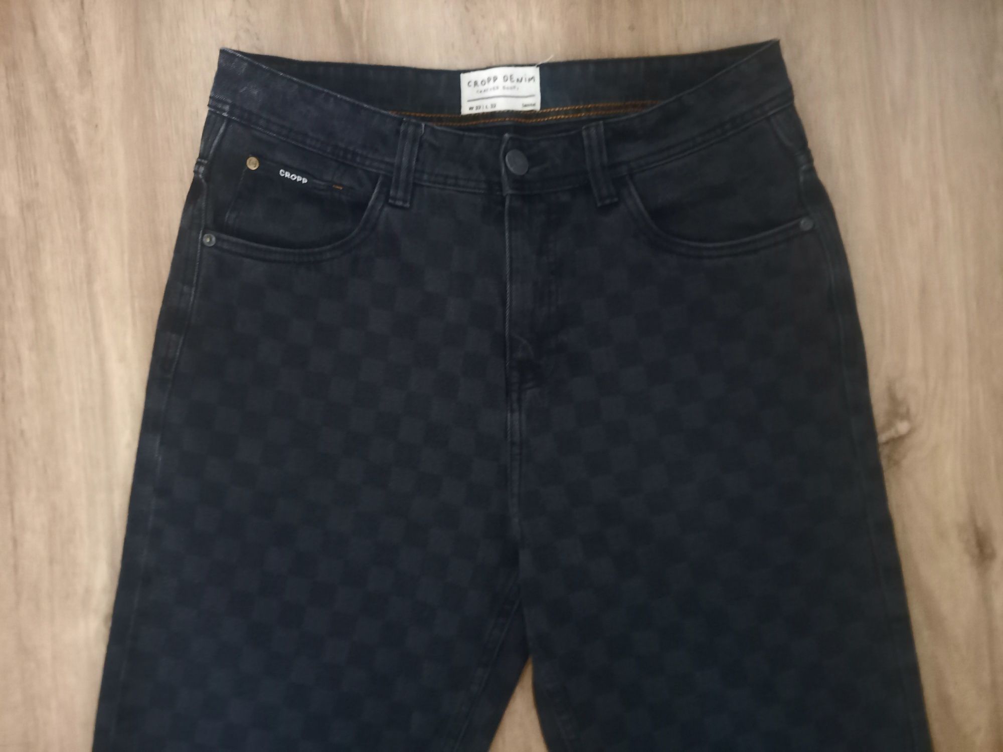 Jeansy Spodnie CROPP męskie czarne szachownica Loose Fit r. W32/L32