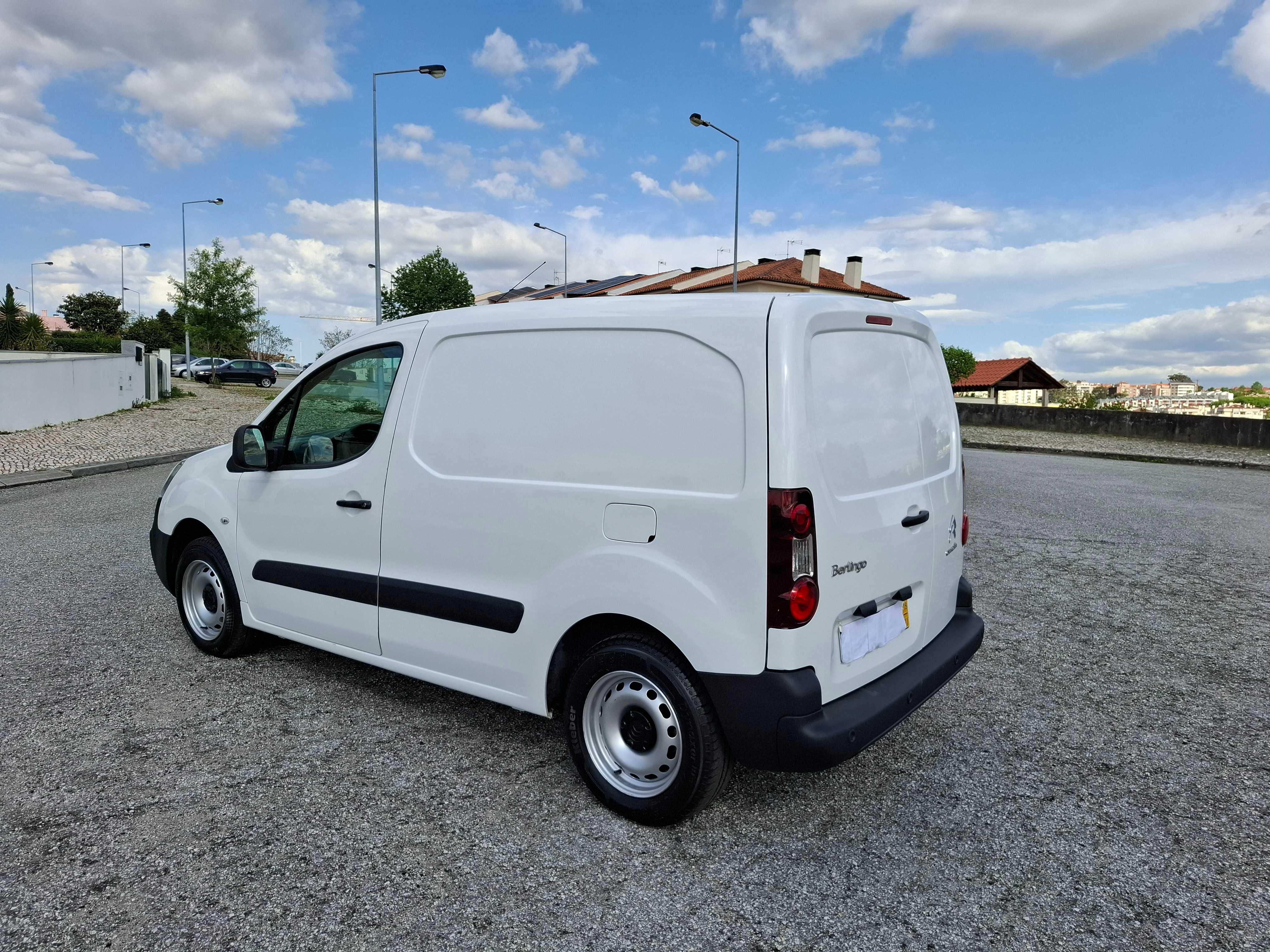 Berlingo Nacional 1.6-100cv 125000km 2018