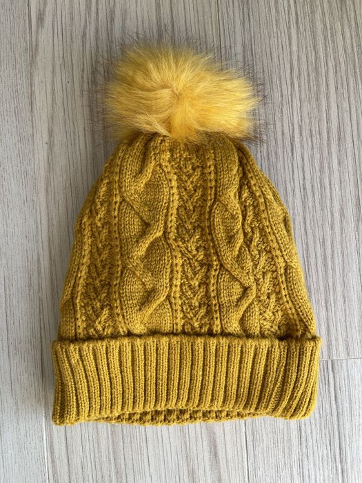 Gorro amarelo, tamanho único